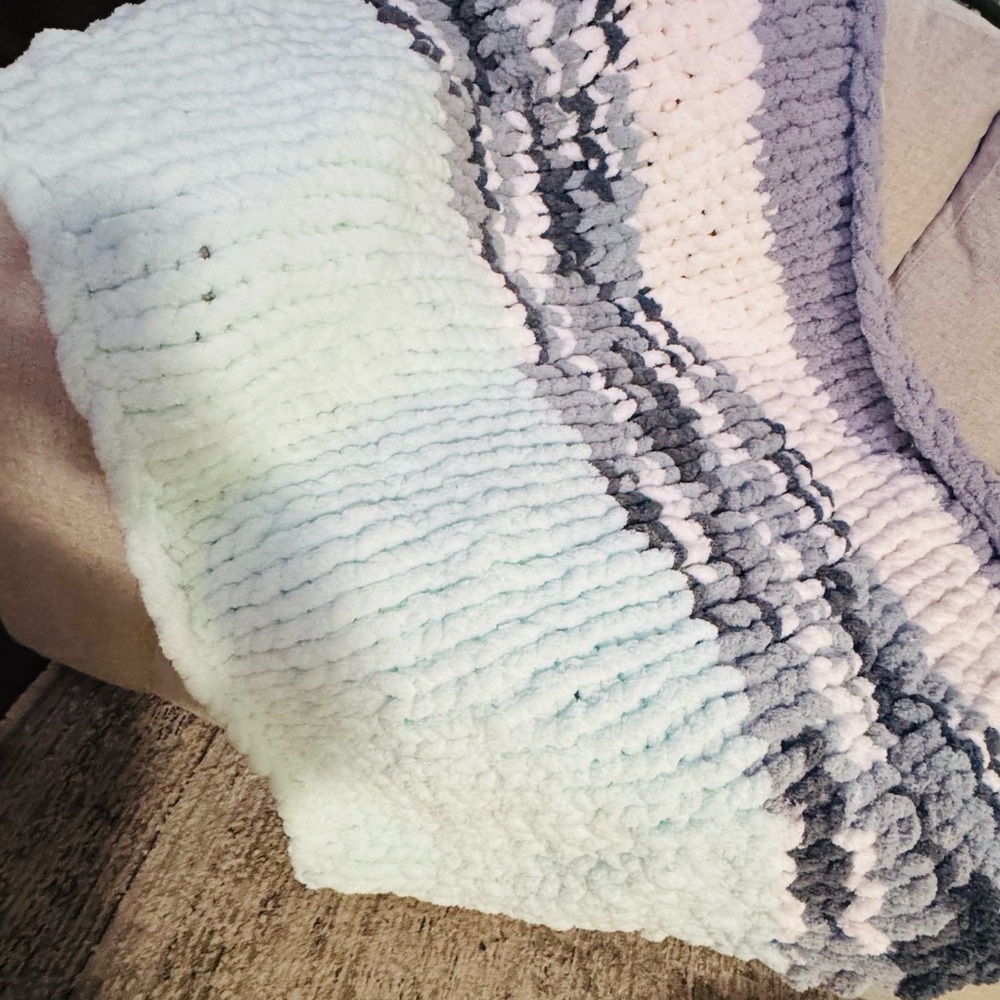 Chunky knit blanket
